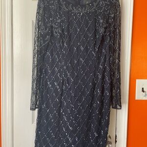 ADRIANNA PAPELL Elegant Black Sequin Dress. New without tag.